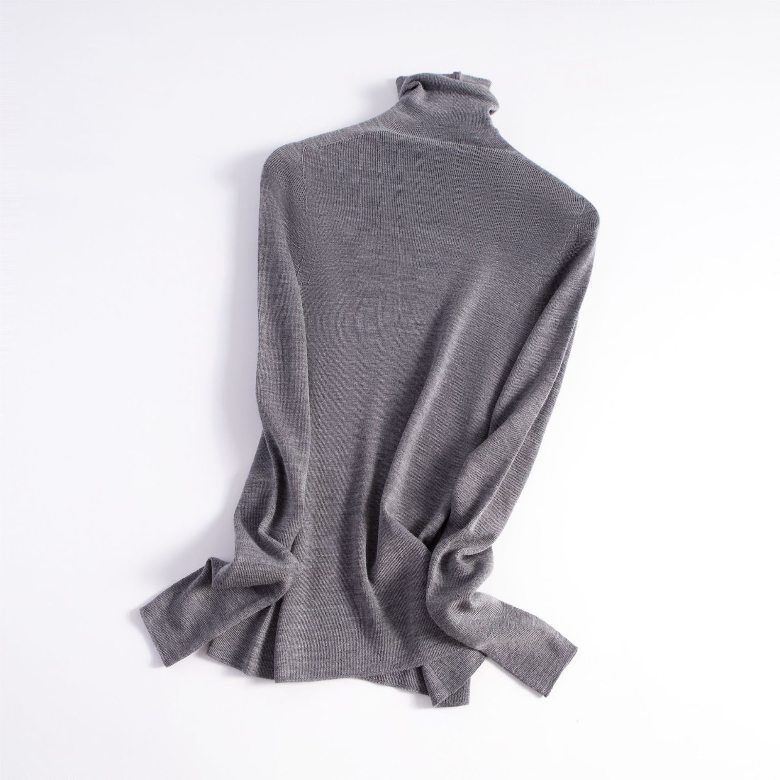 Women’s Turtleneck Sweater, 100% Wool, Seamless