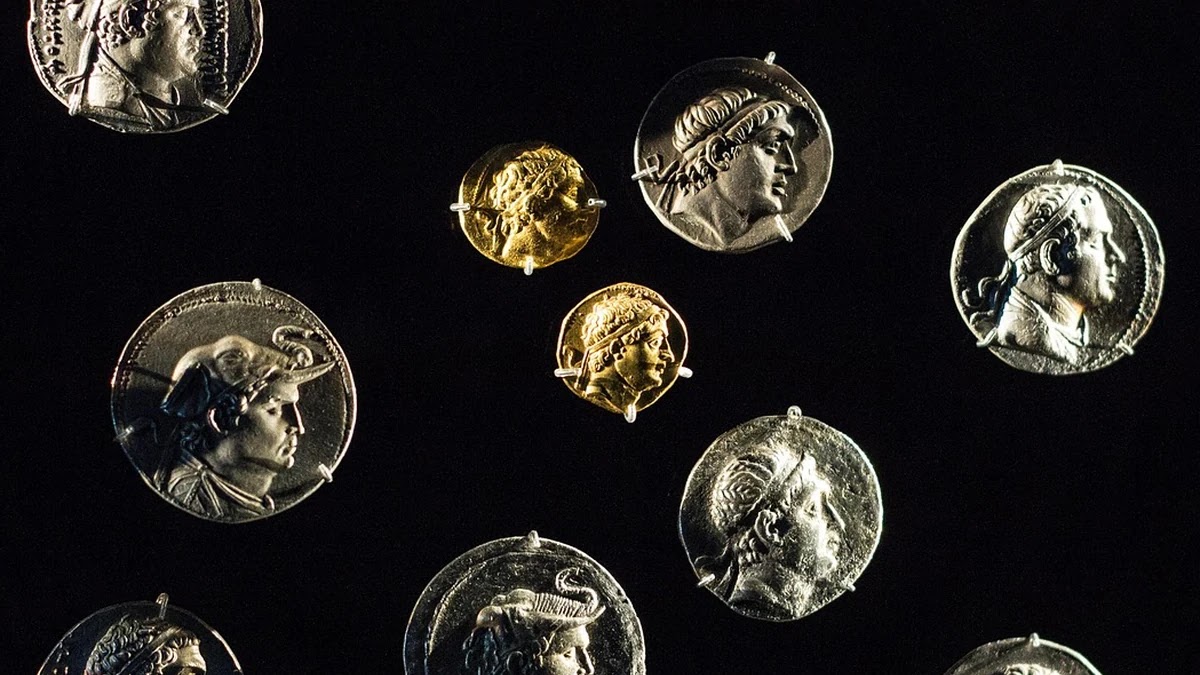 통화 개념의 역사적 변화와 현대적 의미 분석