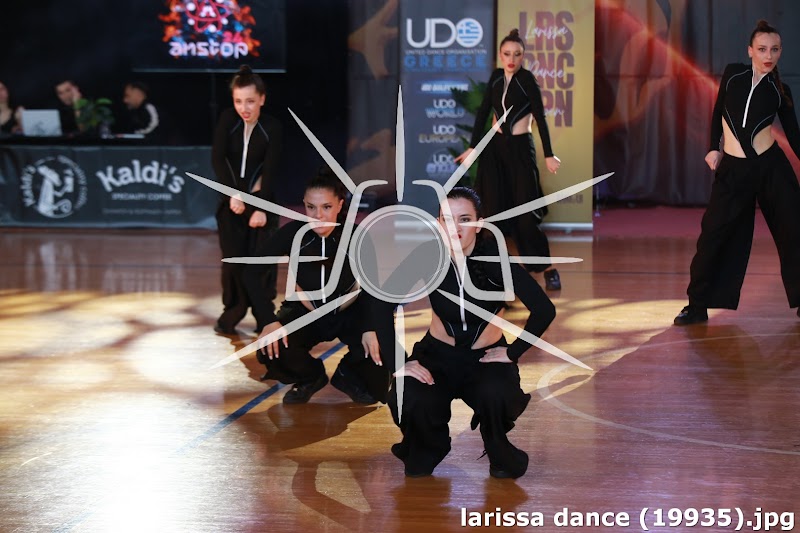 larissa dance (19935).jpg