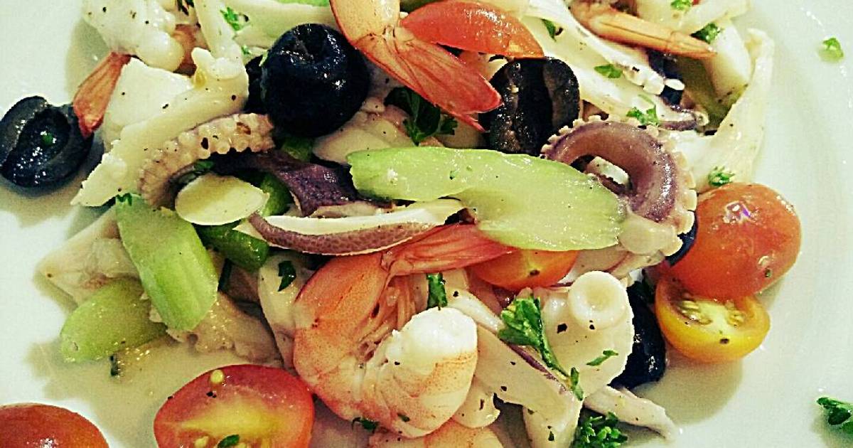 Salad Hải Sản Thanh Mát