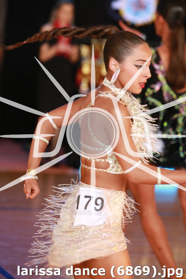 larissa dance (6869).jpg