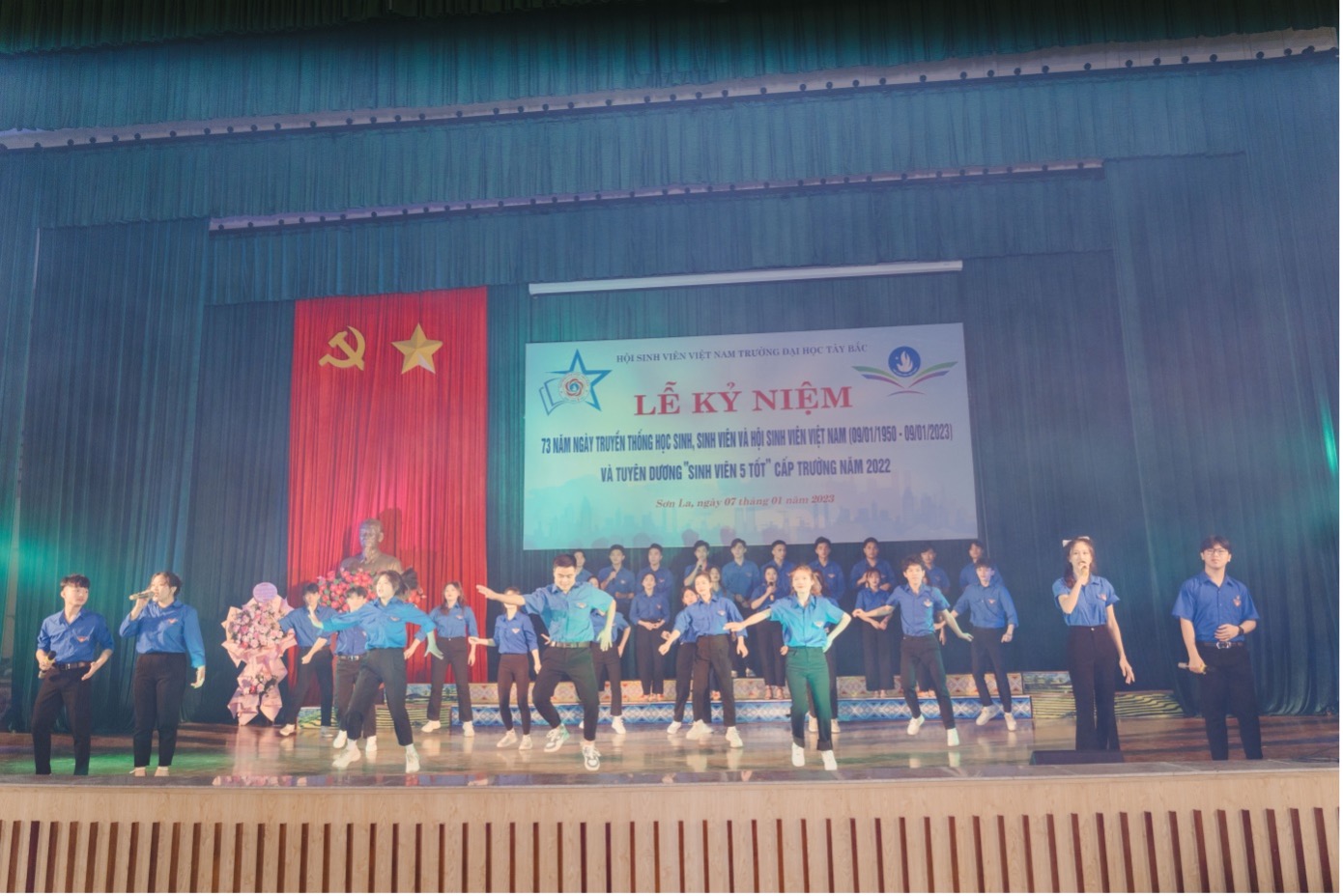 Lễ Kỷ niệm 73 năm “Ngày Truyền thống học sinh, sinh viên và Hội Sinh viên Việt Nam” và tuyên dương “Sinh viên 5 tốt” cấp Trường năm 2022