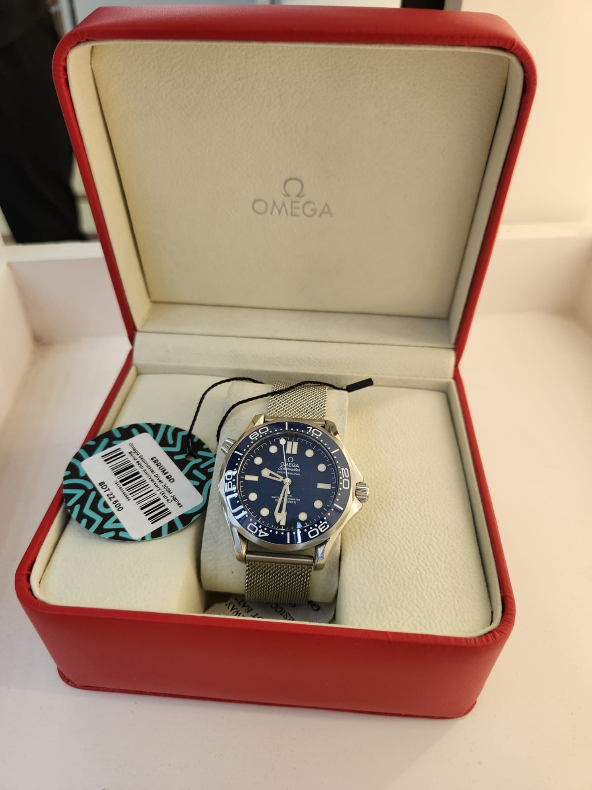 Omega Seamaster Diver 300M James Bond 60th Anniversary (Euro)