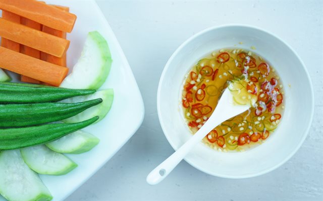 Pha Nước Mắm Tắc