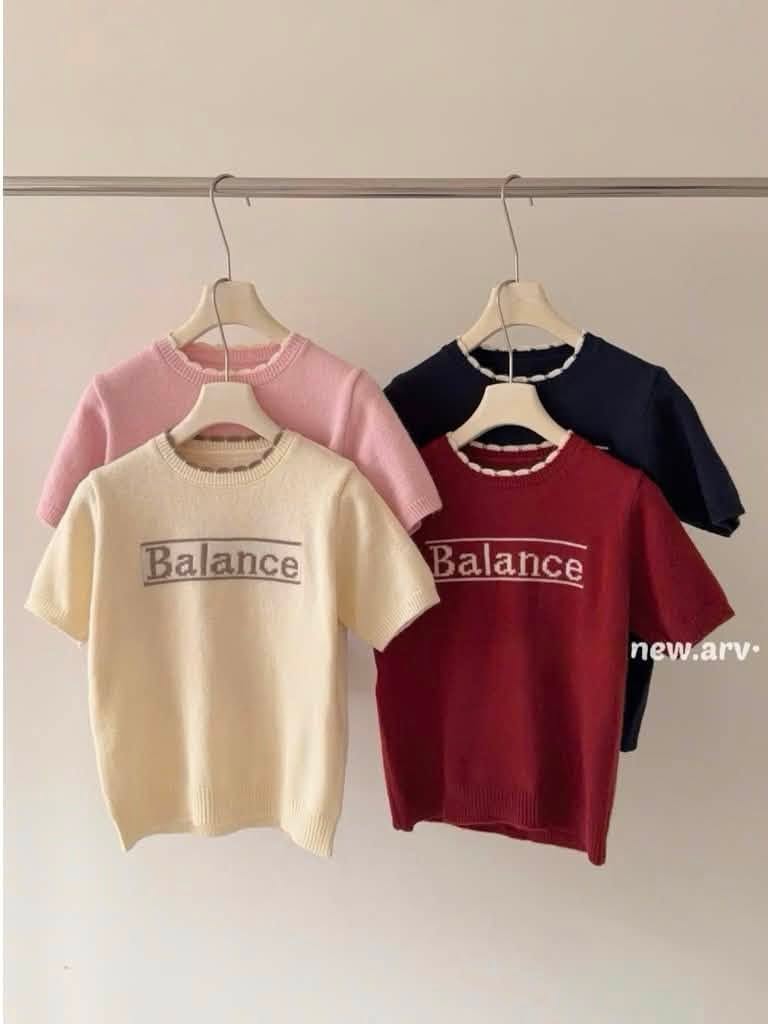 Áo len ngắn tay thêu chữ Balance XONXEN SHOP 112 – Image 3