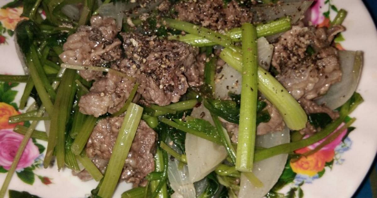 Bò xào củ hành tây
