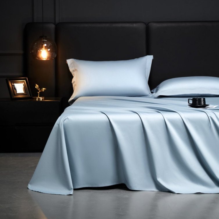 Bed sheet made from long-staple cotton, satin