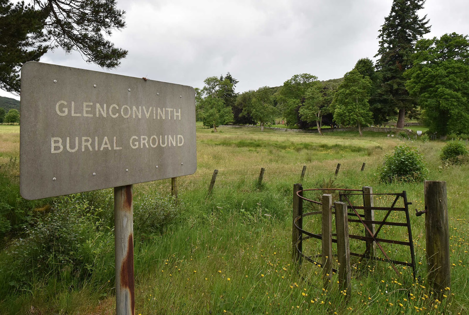 Glenconvinth_01_entrance.jpg