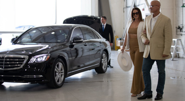 Luxury car service near BC Place managing VIP transport from Loden Hotel Vancouver