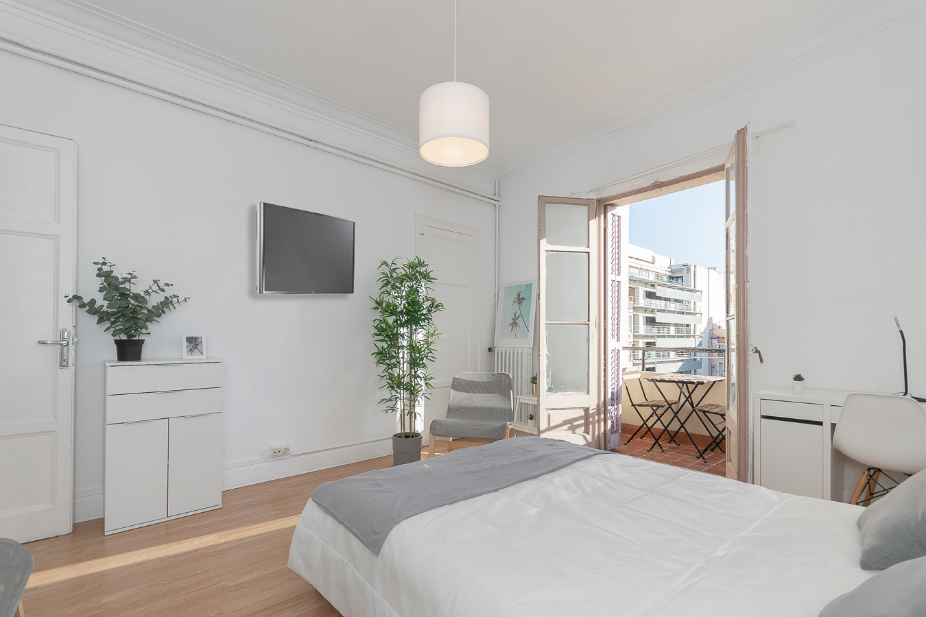 Carrer Comte Urgell 44