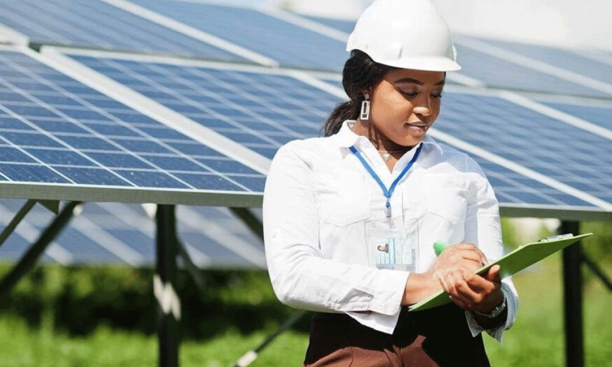 Desafíos globales y la necesidad de formación en energías renovables y sostenibilidad