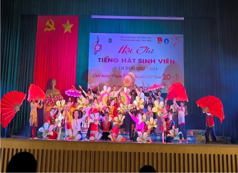Trường Đại học Tây Bắc tổ chức Hội thi tiếng hát sinh viên năm học 2023 - 2024