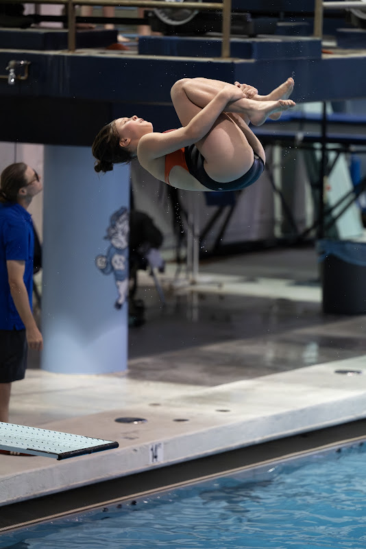 Photo from C: New River Diving of Erin Dickhans