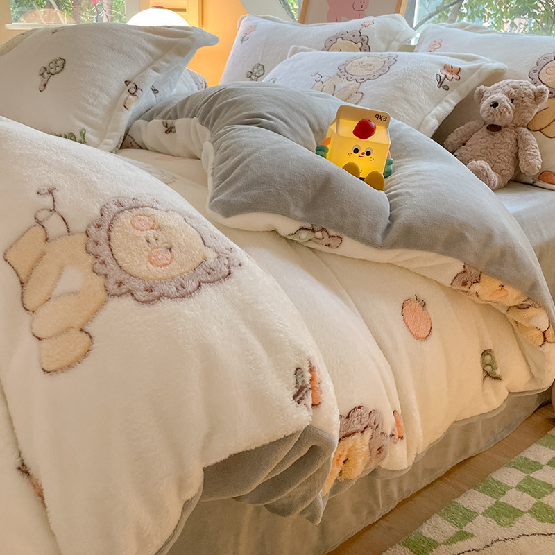 Winter bedding set made of microfiber fleece, warm and soft