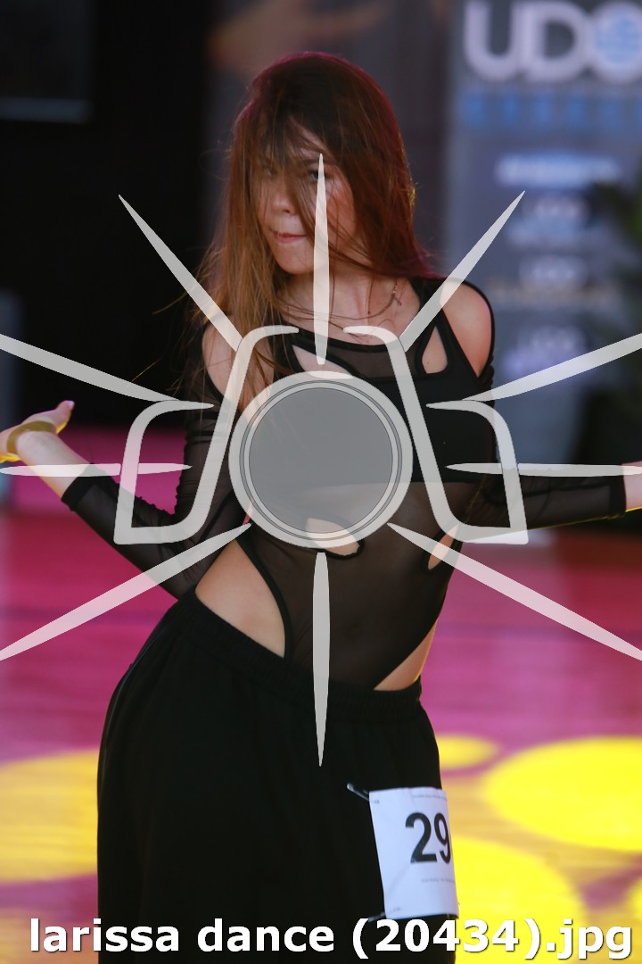 larissa dance (20434).jpg