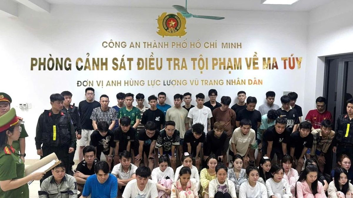 Khởi tố 50 đối tượng liên quan đến 'điểm nóng' ma túy tại quán bar REVO - Báo Công An Nhân Dân