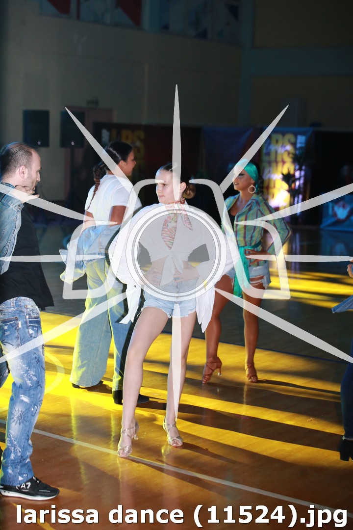 larissa dance (11524).jpg