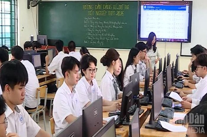 [Video] Kỷ lục hơn 1,2 triệu thí sinh đăng ký thi tốt nghiệp THPT 2026 - Báo Nhân Dân