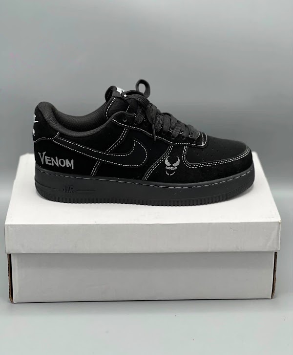 Nike Venom Negro