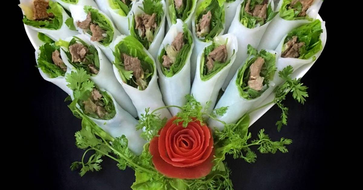 Phở cuốn bò xào