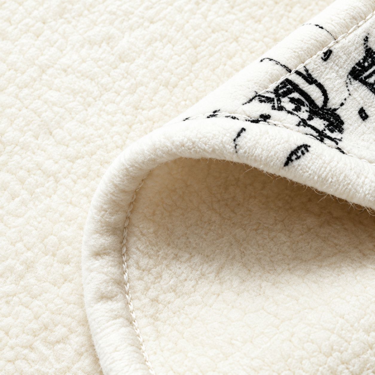 Coloring Blanket Made of Lamb Fleece