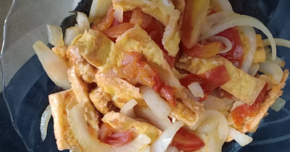Trứng chiên sốt cà