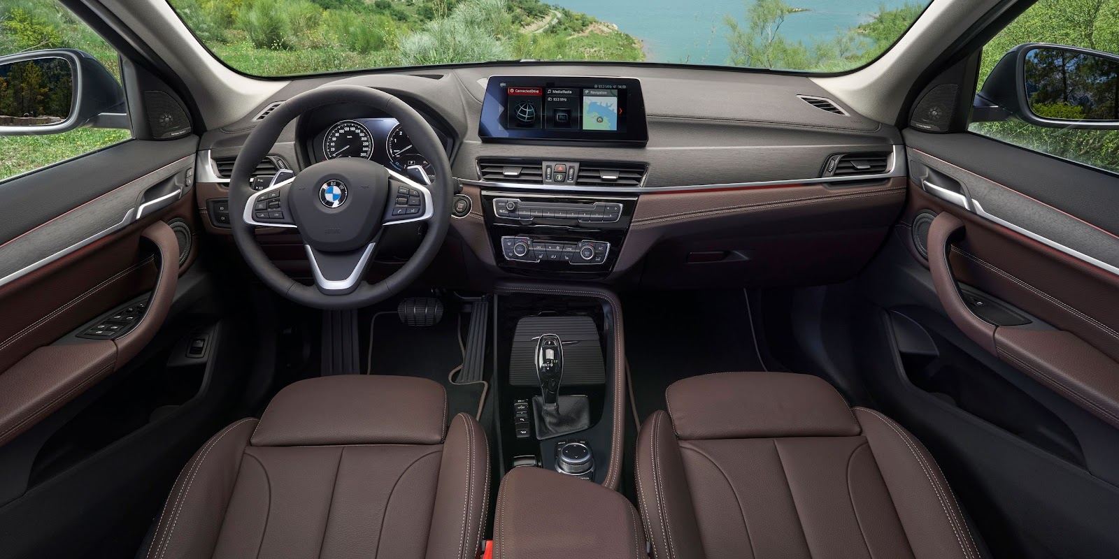 BMW X1 실내