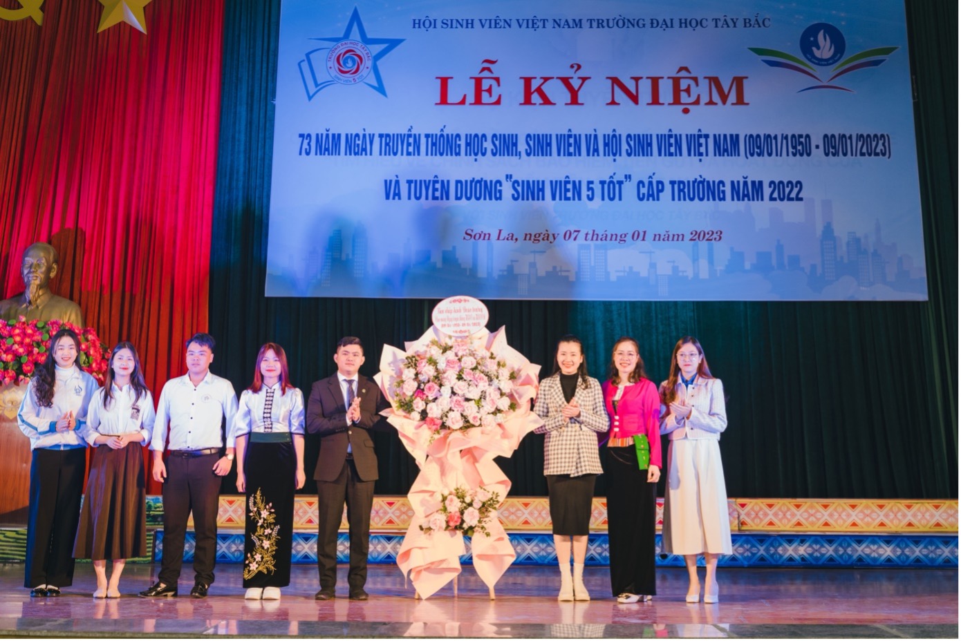 Lễ Kỷ niệm 73 năm “Ngày Truyền thống học sinh, sinh viên và Hội Sinh viên Việt Nam” và tuyên dương “Sinh viên 5 tốt” cấp Trường năm 2022