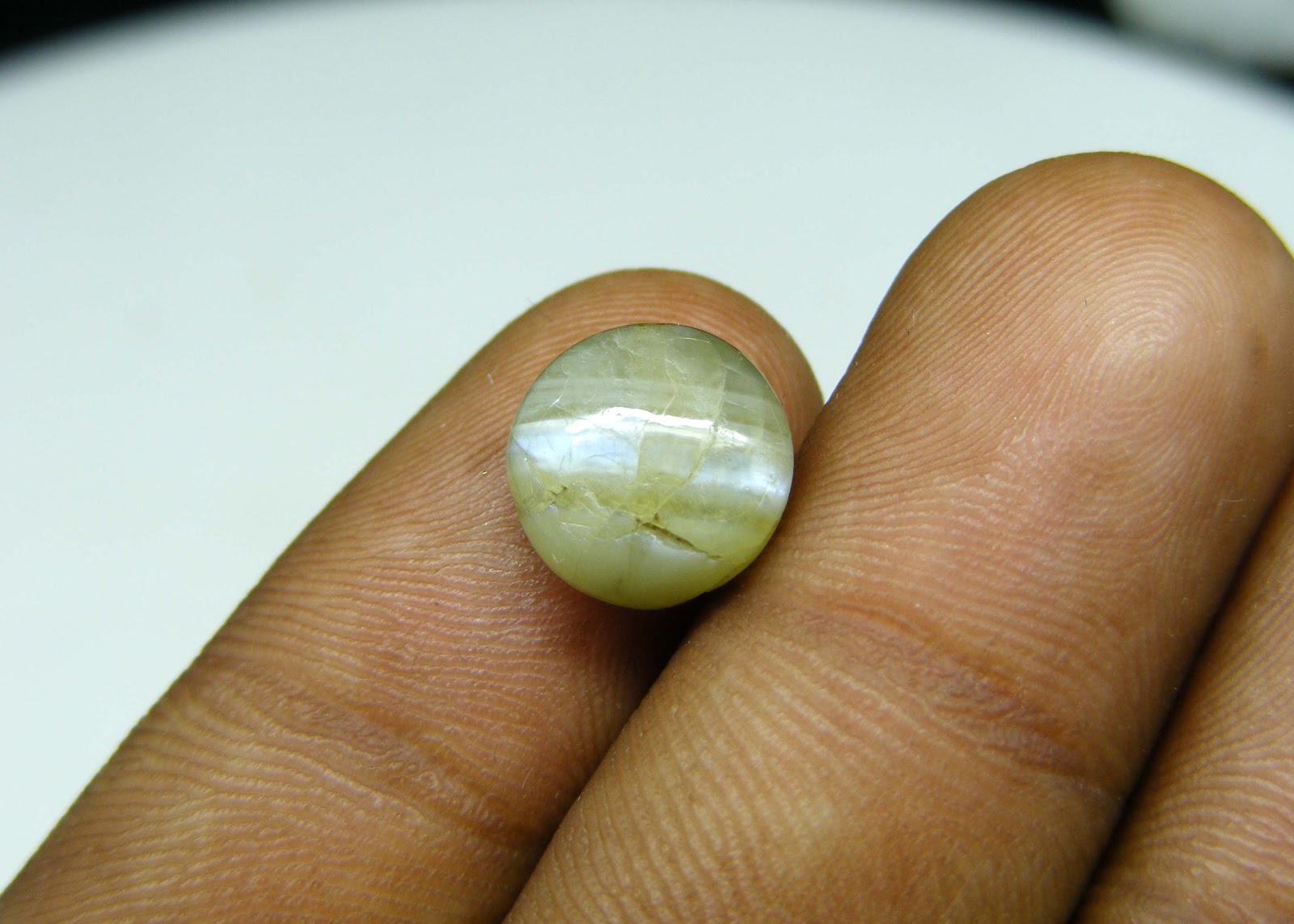 Natural Chrysoberyl Cat's Eye