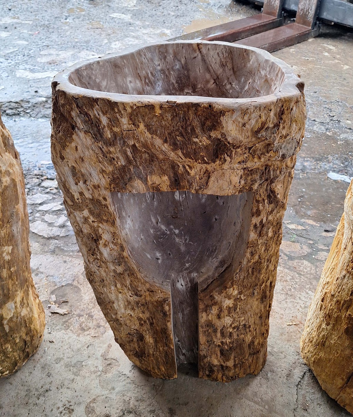 PEDESTAL SINK — SKU WST.4.25 | Petrified Wood by PJ Antique Bali
