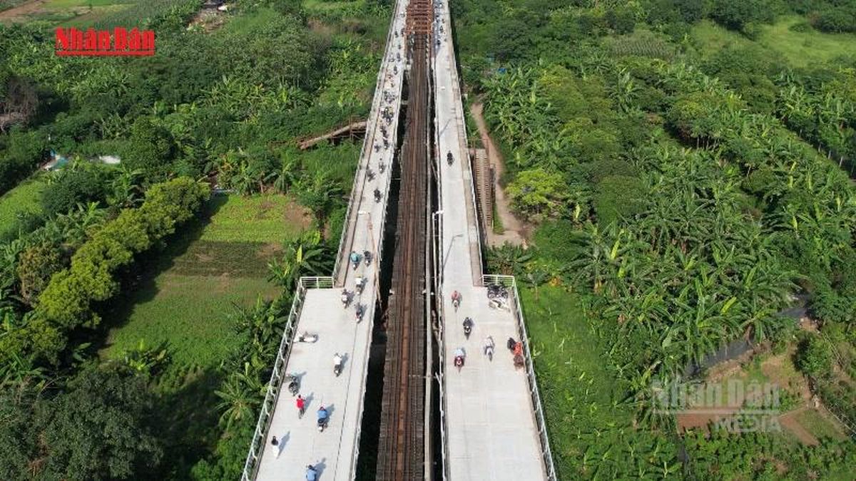 [Video] Cầu Long Biên chính thức thông xe trở lại - Báo Nhân Dân