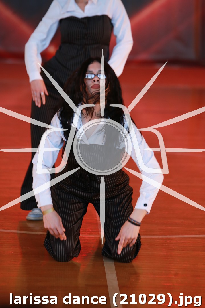 larissa dance (21029).jpg