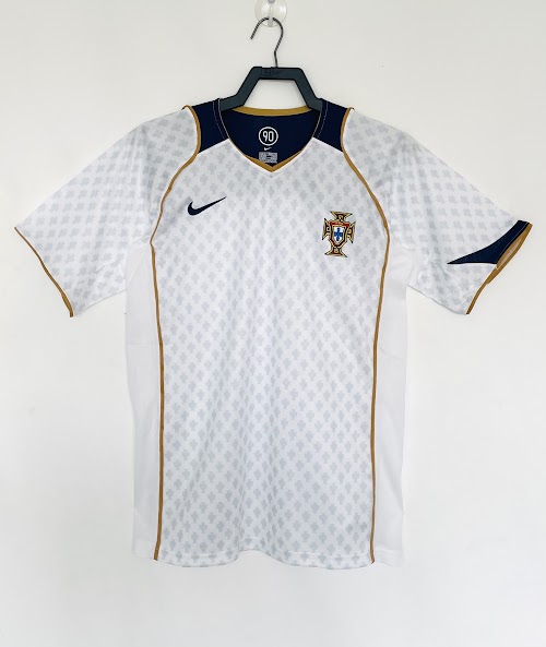 Partido de visitante de Portugal de 2004.jpeg