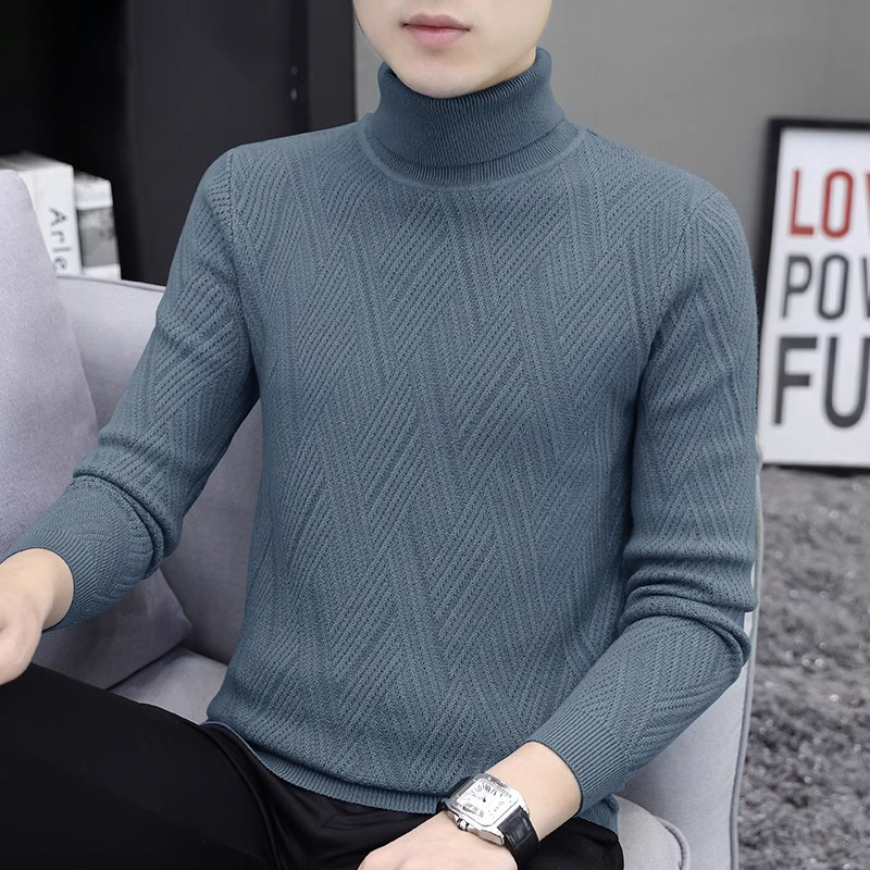 Men's knitted sweater with cable pattern and turtleneck