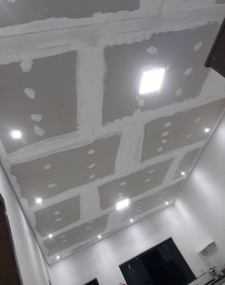 Acabamento em drywall e sancas Gessotech RJ