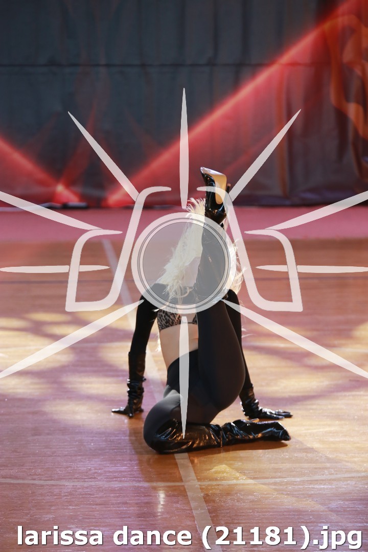 larissa dance (21181).jpg