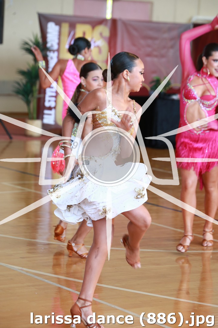 larissa dance (886).jpg