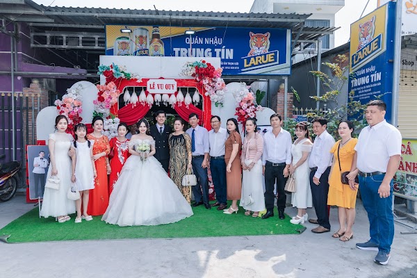 Loading..