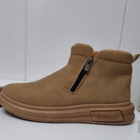 Insulated men's winter boots, flat heel, EVA sole