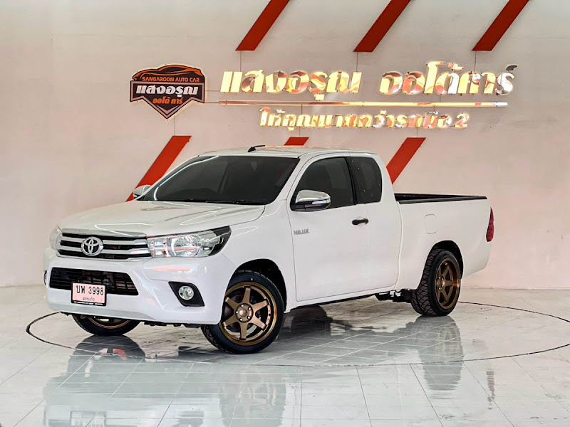 TOYOTA HILUX REVO
