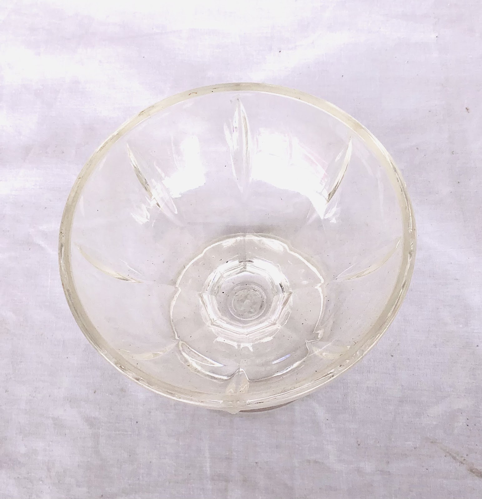 Photo 2 of Acrylic cup (9232)