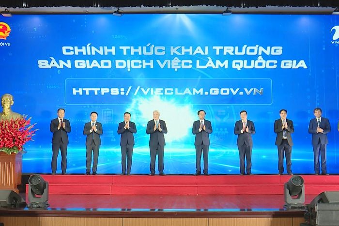 Kết nối thị trường lao động trên không gian số - Đài Phát thanh và truyền hình Hà Nội