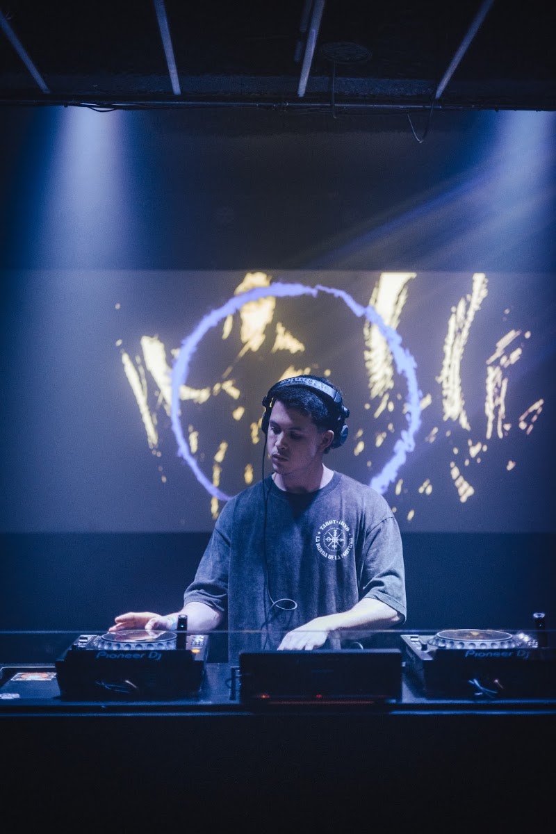 PORTAL 002 en Emile Club — foto 6