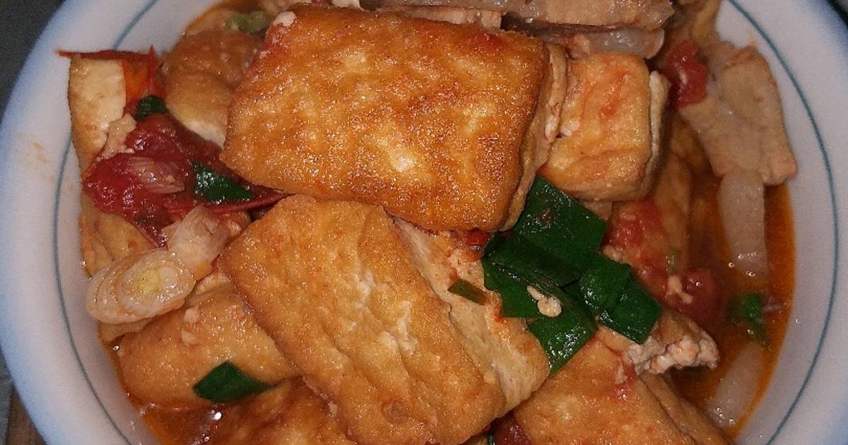 ĐẬU SỐT CÀ CHUA, THỊT LỢN