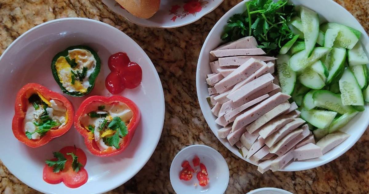 Trứng gà ốp la ớt chuông 🍳