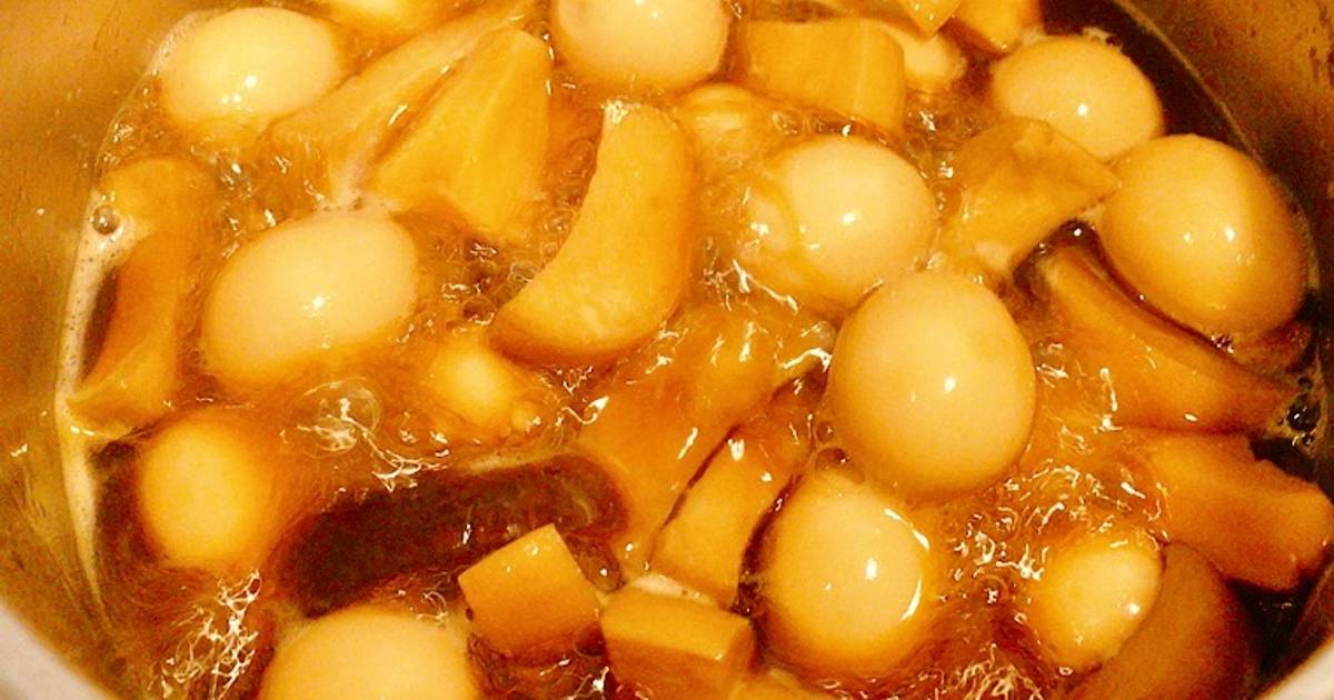 Trứng Cút Kho Nấm Đùi Gà