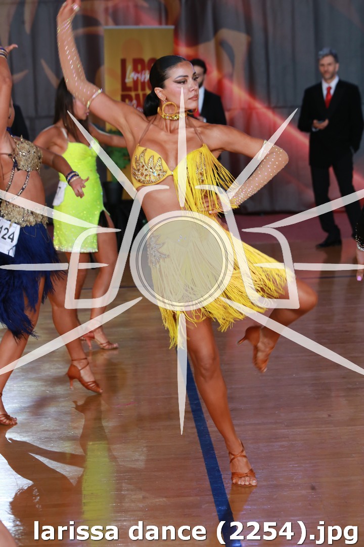 larissa dance (2254).jpg