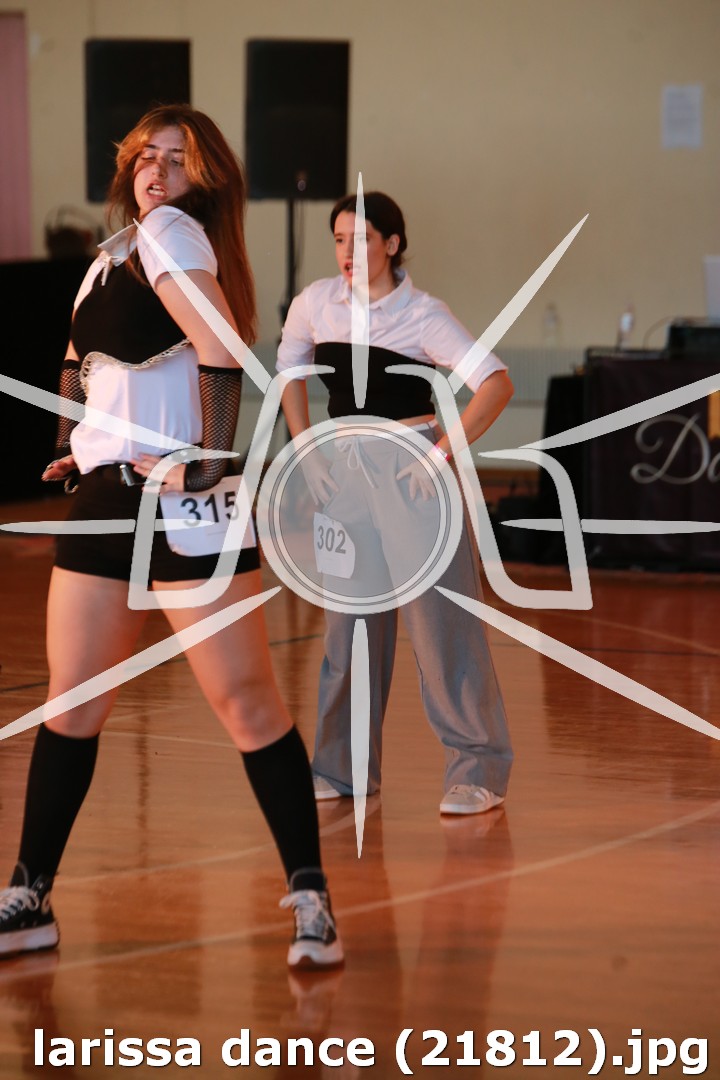 larissa dance (21812).jpg