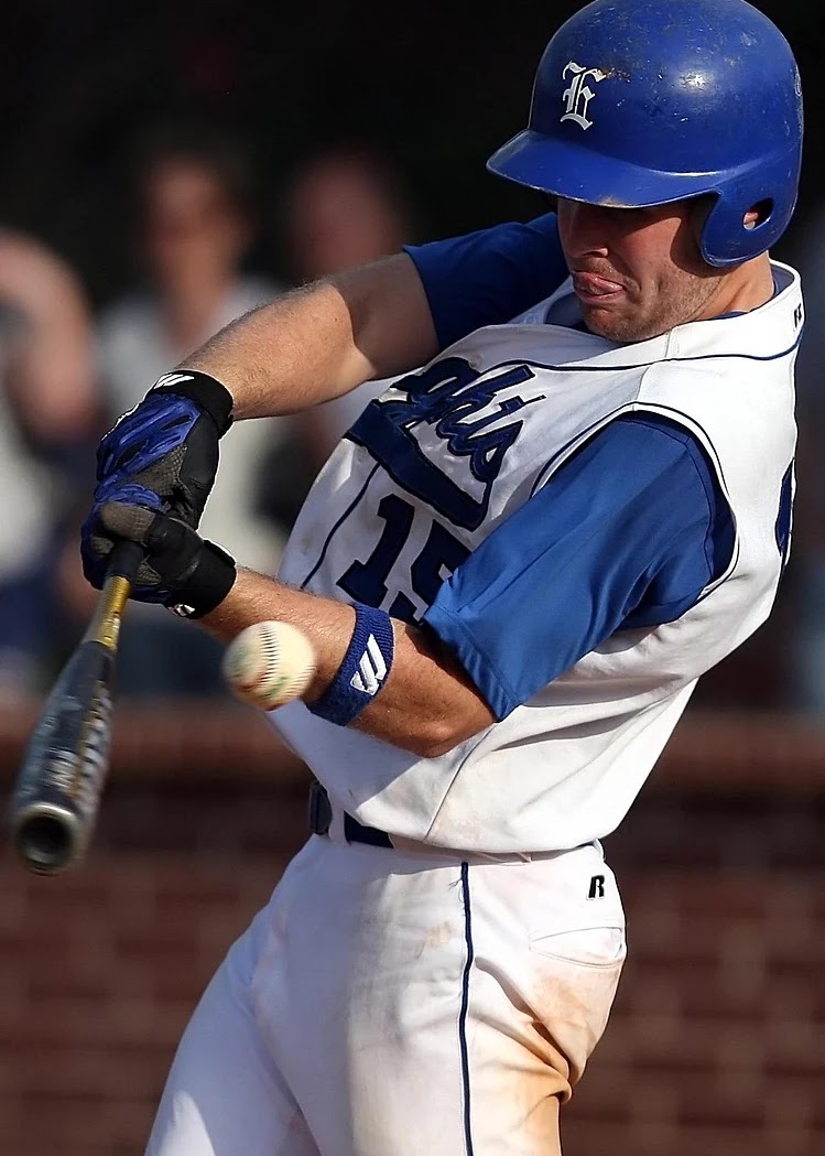 스포츠 용어 파울의 유래와 종목별 적용 차이