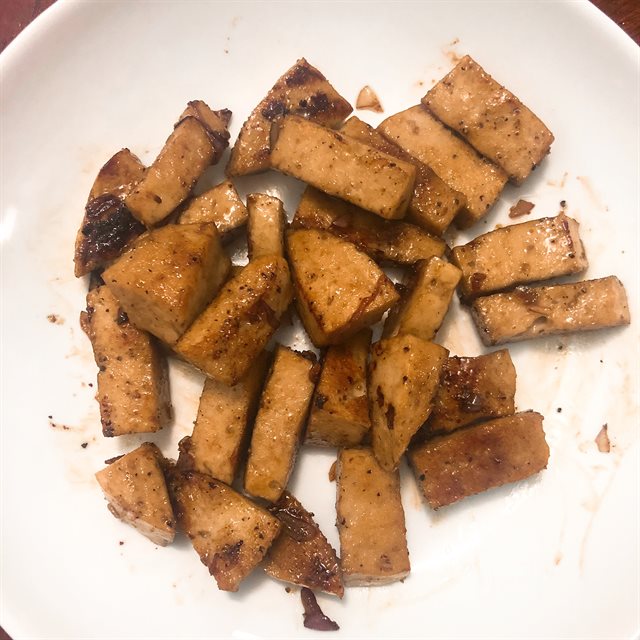 Chả Lụa Kho Nước Tương